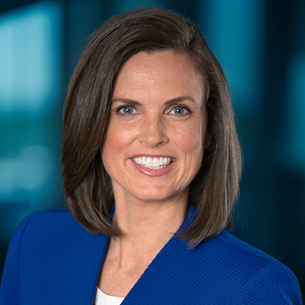 Julie Parsons headshot. 